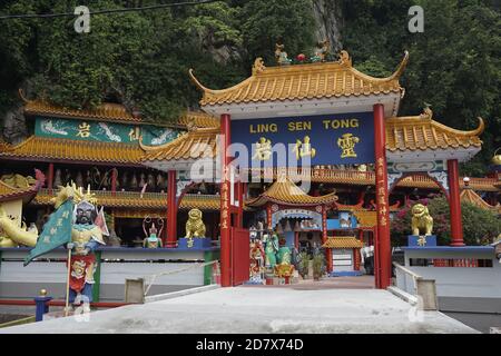 Ling Sen Tong is aTaoist cave temple located at the foot of a limestone hill in Ipoh, Perak. Stock Photo