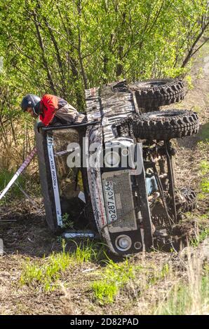 SALOVKA, RUSSIA - MAY 5, 2017: Annual race on SUVs on impassability at the annual competition 'Trofi rubezh 2017'. Stock Photo