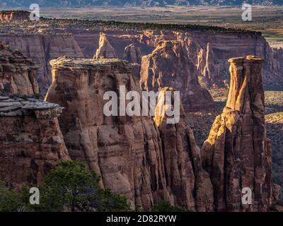 Kissing Couple formation and walls from the Monument Canyon Viewpoint, Rim Rock Drive, Colorado National Monument near Grand Junction, Colorado. Stock Photo