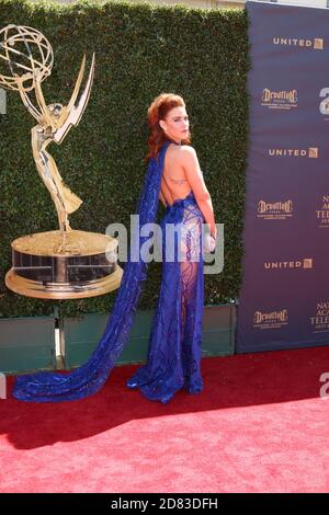 LOS ANGELES - APR 30: Courtney Hope at the 44th Daytime Emmy Awards