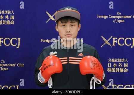 WBA light flyweight super champion Hiroto Kyoguchi (R) of