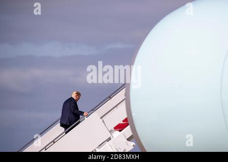 US President Donald Trump boards Air Force One at Joint Base Andrews on September 12, 2020 in Washington, D.C.- Trump is flying to Reno, Nevada. Credit: Alex Edelman/The Photo Access Stock Photo