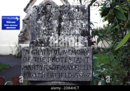 The monument to the six Mayfield and Rotherfield Martyrs of 1556-7, in the East Sussex village of Mayfield. The present monument was erected in 1950. Stock Photo