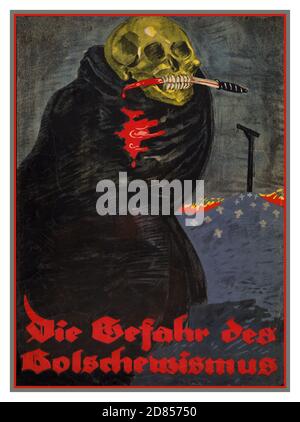 Vintage German World War 1 propaganda poster 'Die Gefahr des Bolschewismus' ' The Danger of Bolshevism' artwork by Rudi Feld artist 1919 (poster)  lithograph color  Poster shows a skeleton, wrapped in a black cloak, with a bloody knife held in its teeth. In the background a hill of crosses on top of which is a gallows. Text reads 'The danger of Bolshevism'. WW1 German propaganda poster First World War Stock Photo