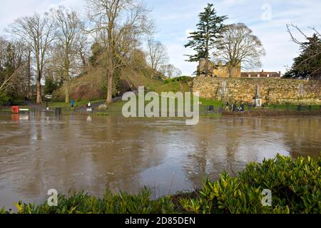 The River Medway in Tonbridge running high following heavy rain Stock Photo