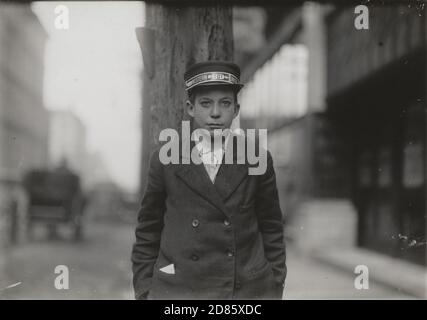 Vintage photo, Lewis W. Hine - Richard Tuck, 13-year-old Western Union Messenger, Half-Length Portrait, Nashville, Tennessee, USA November 1910 Stock Photo