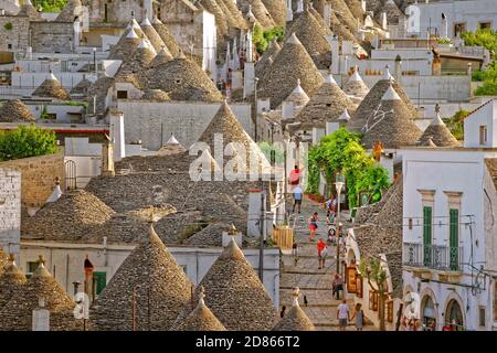 Trulli houses on the Rione Monti at Alberobello, Apuglia, Italy. Stock Photo