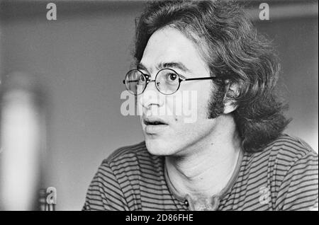 Stu Cook of Creedence Clearwater Revival posed in The Hilton Hotel in Amsterdam, Holland in April 1970. (Photo by Gijsbert Hanekroots) Stock Photo