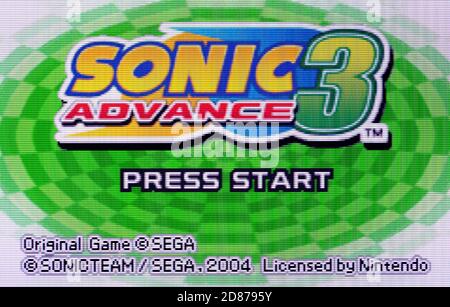 Sonic Advance 2 - Nintendo Game Boy Advance Videogame - Editorial use only  Stock Photo - Alamy