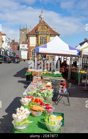 Food stalls on The Charter Market, High Street, Marlborough, Wiltshire, England, United Kingdom Stock Photo