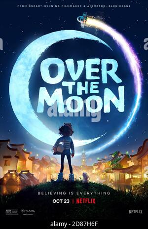 OVER THE MOON, from left: Bungee (voice: Edie Ichioka), Fei Fei (voice ...