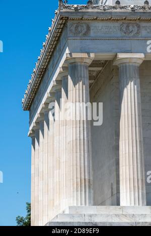 The Yule marble colonnade of Henry Bacon's 1922 Lincoln Memorial in Washington DC. Stock Photo