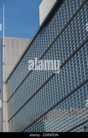 Kohn Pedersen Fox Associates's World Bank Group Headquarters building at 1808 Pennsylvania Avenue, Washington DC Stock Photo
