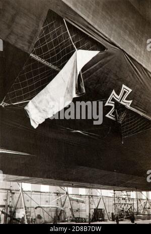 Damaged German navy Zeppelin airship, World War I, 1914-1918 Stock Photo