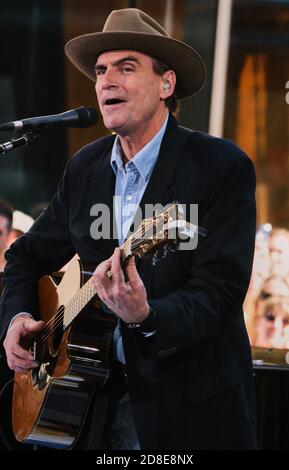 NEW YORK, NY, USA - JUNE 21, 2005: James Taylor Performs on NBC's Today Show at Rockefeller Plaza. ©2005 Paul J. Froggatt/FamousPixs/Alamy Stock Photo Stock Photo