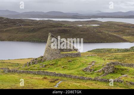 Dun Carloway Broch on the Isle of Lewis, Outer Hebrider, Scotland Stock Photo