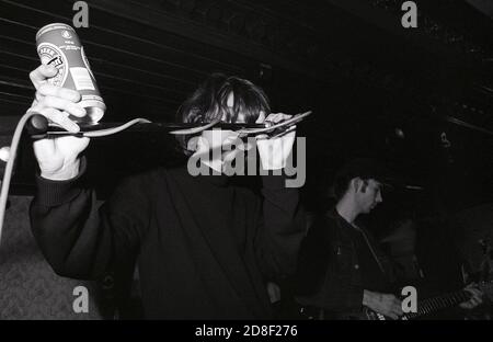 Andrew Sherriff, Simon Rowe and Russell Barrett of British shoegazing/alternative rock group Chapterhouse, on stage at Esquires, Bedford, UK, 30/11/90. Stock Photo