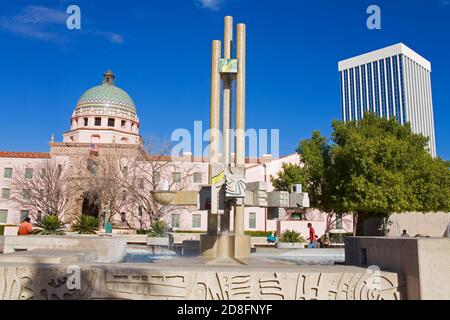 Sunset Park Fountain & Pima County Courthouse, Tucson, Arizona, USA Stock Photo