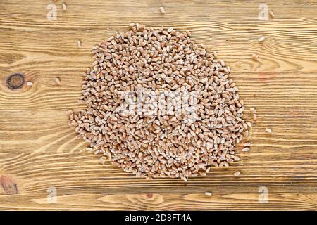Uncooked Rye Uncooked rye grain seeds with nutrition facts on white background Stock ...