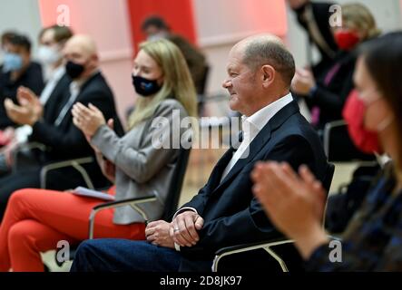 Ludwigsfelde, Germany. 30th Oct, 2020. Olaf Scholz (SPD), candidate for chancellor, takes part in the constituency conference of the Brandenburg SPD. Credit: Britta Pedersen/dpa-Zentralbild/dpa/Alamy Live News Stock Photo