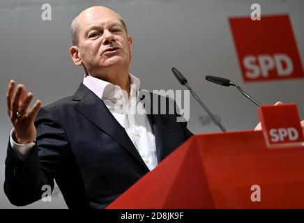 Ludwigsfelde, Germany. 30th Oct, 2020. Olaf Scholz (SPD), candidate for chancellor, speaks at the constituency conference of the Brandenburg SPD. Credit: Britta Pedersen/dpa-Zentralbild/dpa/Alamy Live News Stock Photo