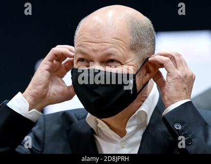 Ludwigsfelde, Germany. 30th Oct, 2020. Olaf Scholz (SPD), candidate for chancellor, takes part in the constituency conference of the Brandenburg SPD. Credit: Britta Pedersen/dpa-Zentralbild/dpa/Alamy Live News Stock Photo