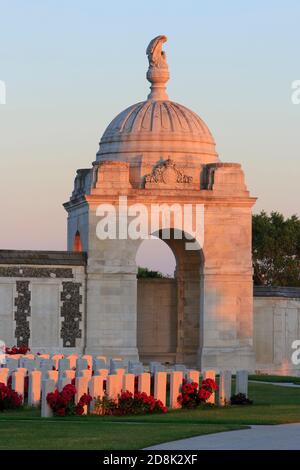 Tyne Cot Cemetery (1914-1918), the largest cemetery for Commonwealth forces in the world, for any war, in Zonnebeke, Belgium at sunset Stock Photo