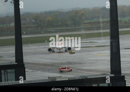 10/31/2020, Schönefeld, Germany, Arrival of the first easyJet flight.. Arrival of the first two flights from easyJet and Lufthansa to the new Berlin Brandenburg Willy Brandt Airport in Schönefeld. on  October 31th. Stock Photo