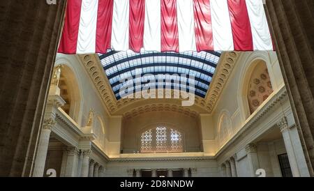 Chicago Union Station is an intercity and commuter rail terminal located in the West Loop Gate neighborhood of Chicago, Illinois. Stock Photo