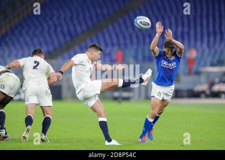 Rome, Italy. 31st Oct, 2020. BEN YOUNGS of England kicks during Italy vs England Rugby Six Nations match at Stadio Olimpico. Credit: Luigi Mariani/LPS/ZUMA Wire/Alamy Live News Stock Photo
