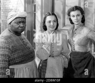Hattie McDaniel, Olivia de Havilland and Vivien Leigh in a publicity photograph for the film 'Gone with the Wind', 1939 Stock Photo