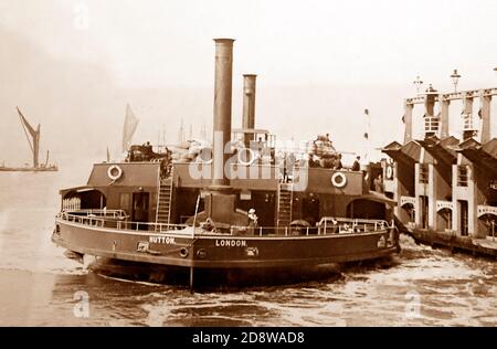 Woolwich Ferry 'Hutton', Victorian period Stock Photo