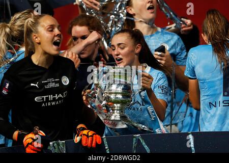 Wembley Stadium, London, UK. 1st Nov, 2020. Womens FA Cup Final Football, Everton Womens versus Manchester City Womens; Georgia Stanway of Manchester City Women lifts the Womens FA Cup Final Trophy Credit: Action Plus Sports/Alamy Live News Stock Photo