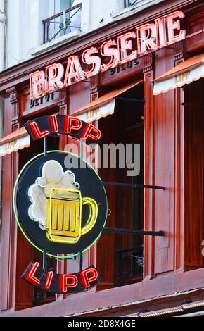 Brasserie Lipp, Boulevard Saint-Germain,  Saint-Germain-des-Prés, Latin quarter, Paris, France Stock Photo