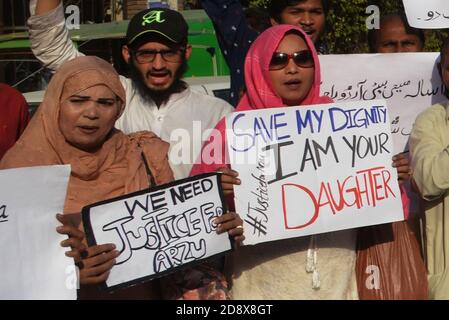 Lahore, Pakistan. 01st Nov, 2020. Pakistani members of Minorities Courage Foundation, Eternal life Ministries of Pakistan and Christian Community from different walk are holding placards shouting slogans during a protest demonstration against kidnapping and forced conversion of 13-year-old Christian girl Arzoo Raja. (Photo by Rana Sajid Hussain/Pacific Press) Credit: Pacific Press Media Production Corp./Alamy Live News Stock Photo