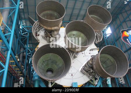 NASA space rocket pod landing pod back to Earth pod space shuttle ...