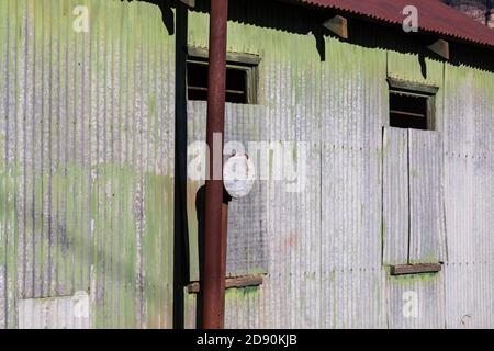 An old corrugated tin storage shed, Megalong Valley, The Blue Mountains, NSW, Australia. Stock Photo