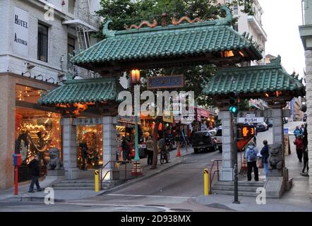 Gateway arch at the entrance to Chinatown, San Francisco, California, USA at dusk. Stock Photo