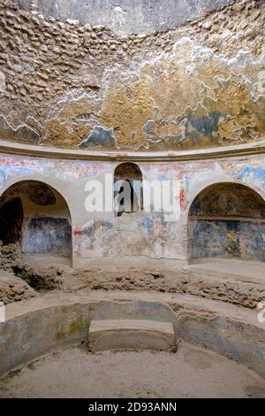 The Frigidarium (cold baths), men's quarters of the Stabian Baths (Terme Stabiane) bathhouse, ancient Roman bath complex, Pompeii, Campania, Italy Stock Photo
