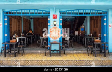 Bangkok, Thailand - October 24, 2020: Baan PadThai, the Michelin approved noodle restaurant in Bangkok, empty because of lack of tourists during the C Stock Photo