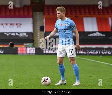 Kevin De Bruyne (17) of Manchester City with the ball Stock Photo 