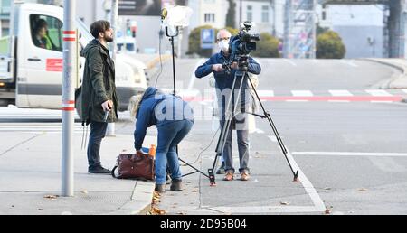 Vienna, Austria. 03rd Nov, 2020. Terrorist attack in Vienna on October 2nd, 2020. The first district of Vienna is still cordoned off. So far there have been 3 dead and 15, some seriously injured. Credit: Franz Perc / Alamy Live News