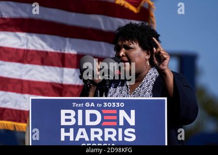 Atlanta, United States. 02nd Nov, 2020. Stacey Abrams addresses drive-in rally on election eve to get out the vote for Joe Biden, Jon Ossoff and Raphael Warnock on November 2, 2020 in Atlanta, Georgia Credit: Sanjeev Singhal/The News Access Credit: The Photo Access/Alamy Live News Stock Photo