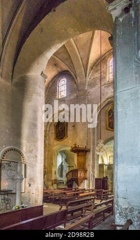interior of Apt Cathedral, the church of Sainte-Anne in the ancient Luberon City of Apt, Vaucluse department, Provence-Alpes-Côte d'Azur, Southern Fra Stock Photo