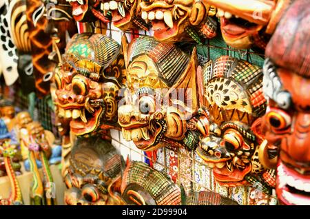 Typical souvenirs and handicrafts of Bali at the famous Ubud Market Stock Photo