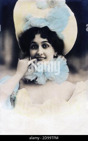 The celebrated italian soprano singer LINA CAVALIERI 1874 1944