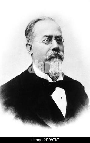 1900 c, ITALY : The celebrated italian psychiatrist and criminologist  Cesare  LOMBROSO ( 1835 - 1909 ) , founder of Criminal Antropology founded on Physiognomy .- SCIENZIATO - MEDICO - PSICHIATRA - PSICHIATRIA - PSYCHIATRY - FISIOGNOMICA - CRIMINOLOGO - CRIMINOLOGY - CRIMINOLOGIA - occhiali - glasses - barba - baffi - moustache - beard - cravatta papillon - tie - colletto - collar - uomo anziano vecchio - older man - ancient - ritratto - portrait ----  Archivio GBB Stock Photo