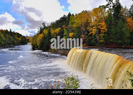 Paradise, Michigan, USA. The Upper Tahquamenon Falls in Tahquamenon Falls State Park near Lake Superior in the Upper Peninsula of Michigan. Stock Photo