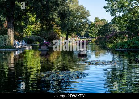 Planten un Blomen is a large urban park in Hamburg, Germany. The name Planten un Blomen means 'Plants and Flowers' in English. Stock Photo