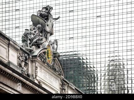 NEW YORK, USA - May 02, 2016: Grand Central Station in New York. Iconic statue of the Greek God Mercury that adorns the south facade of Grand Central Stock Photo